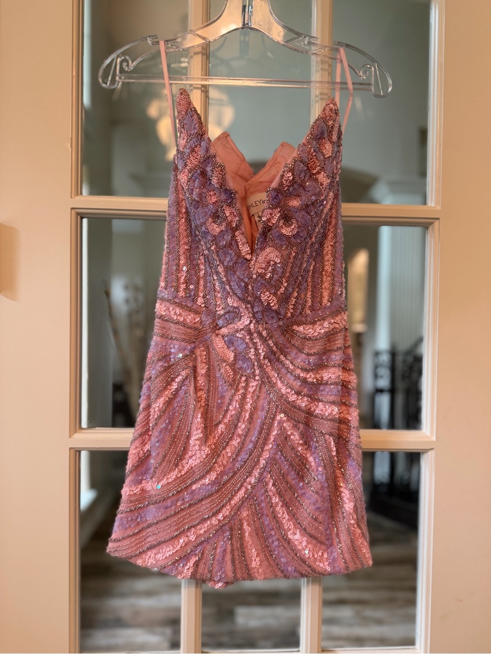 Sequin Embellished Pink Mini Dress with V-Neck - Unbranded